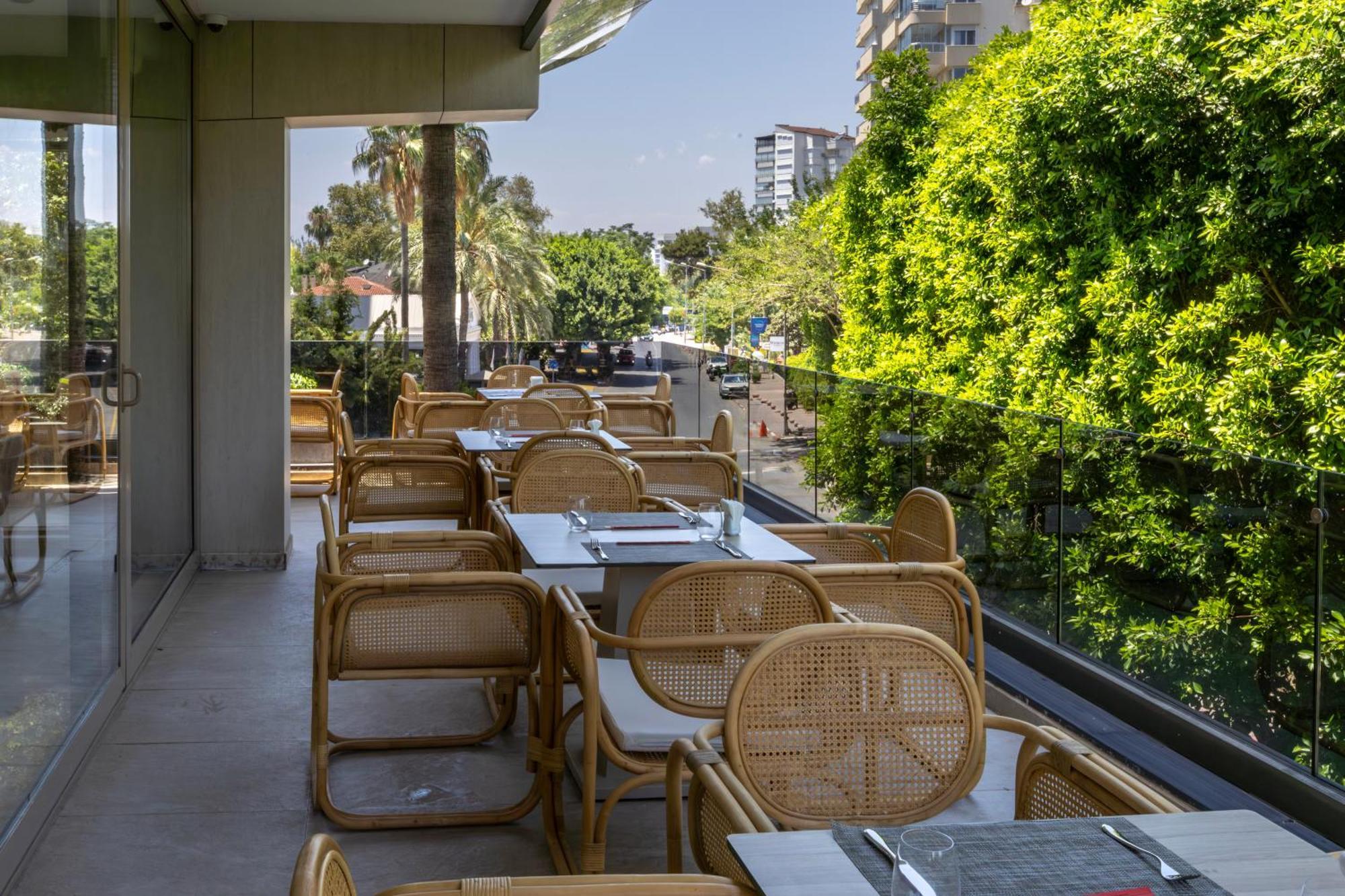 Delta Hotels By Marriott Antalya Lara - Adult Only Esterno foto